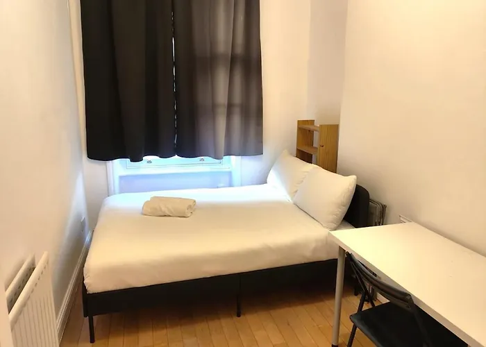 Centrally Located 2-Bedroom Apartment In London!